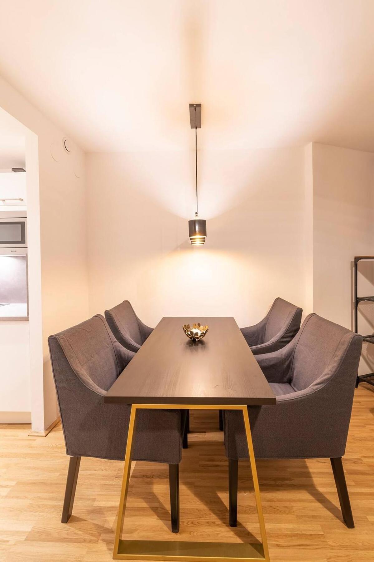 Apartment At Station I 3 Minutes To Shopping Street I High Speed Wifi Wien